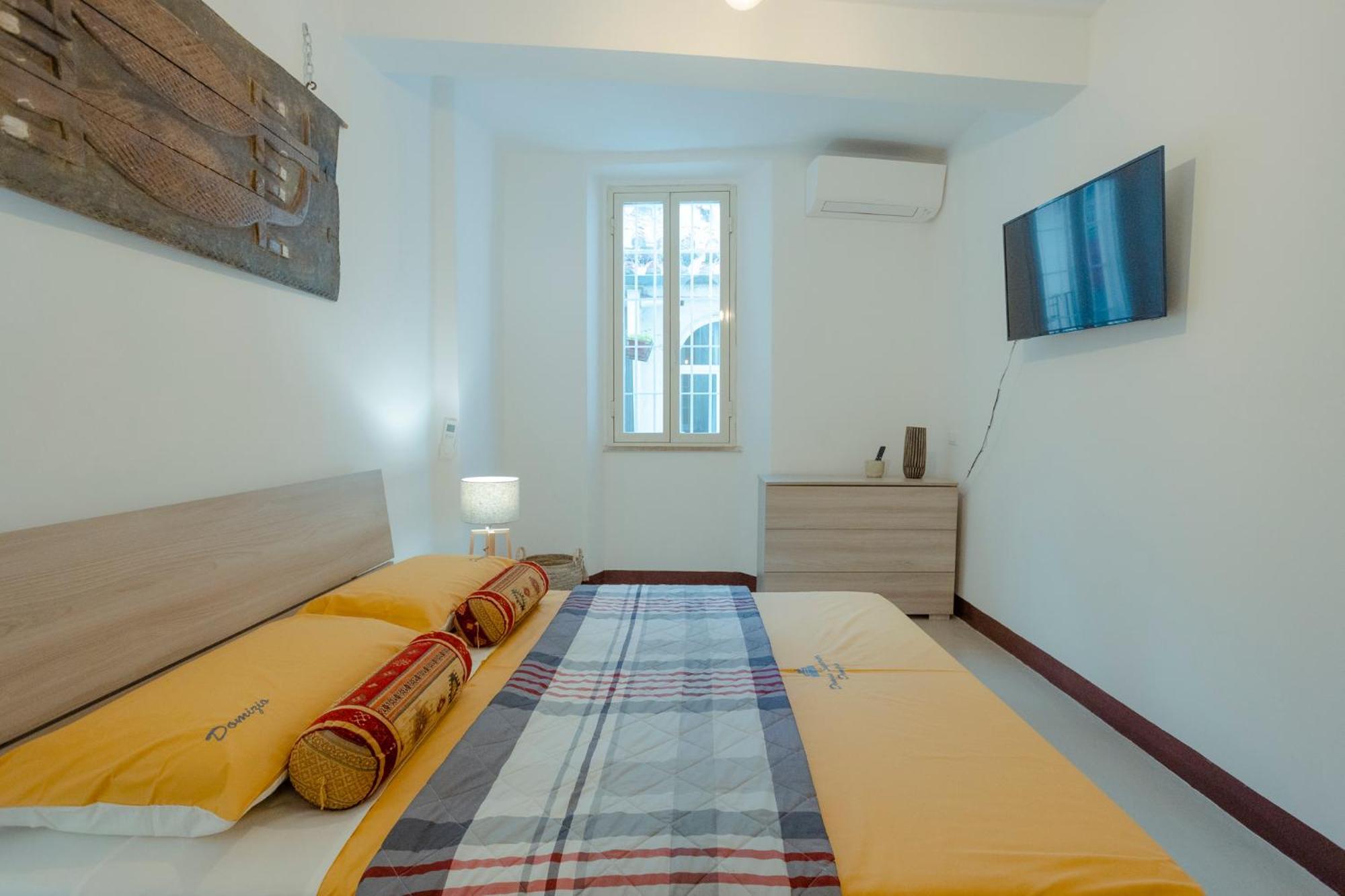 Domus Superior Domizio - Pantheon Apartment Roma Ngoại thất bức ảnh
